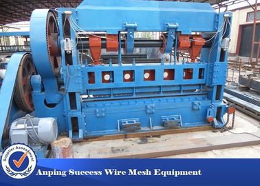 Κίνα Αποτελεσματική εξατομικευμένη εξαπλωμένη μεταλλική μηχανή για την παραγωγή τετραγωνικού πλέγματος οπών προμηθευτής