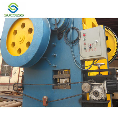 Κίνα 2.5-3.5m/Min PLC ελεγχόμενη μηχανή συγκόλλησης φράχτη με 1.0-3.0mm συγκόλληση προμηθευτής